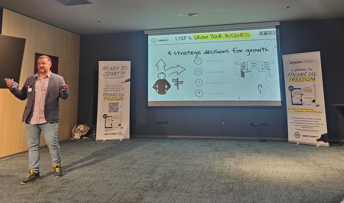 Dancho Dimkov running the financial freedom workshop at Invento Summit 2024